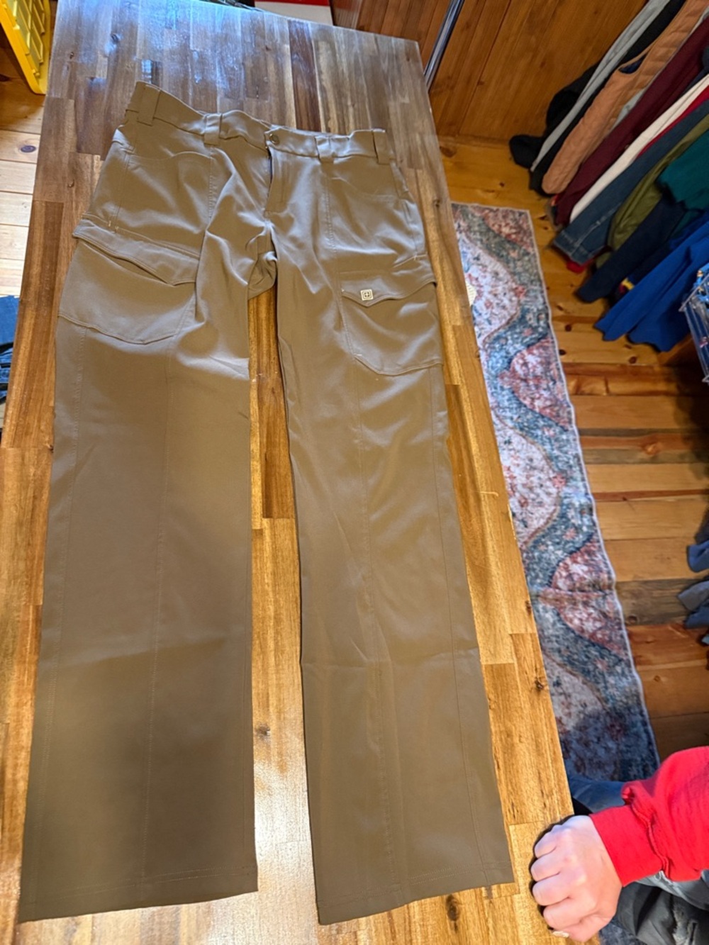 Womens Tactical Utility Pocket Design